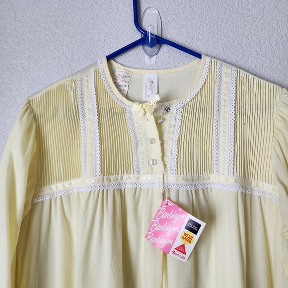BARBIZON 70s Babydoll New Old Stock Canary Yellow maxi gown USA Dead Stock M - Picture 9 of 10